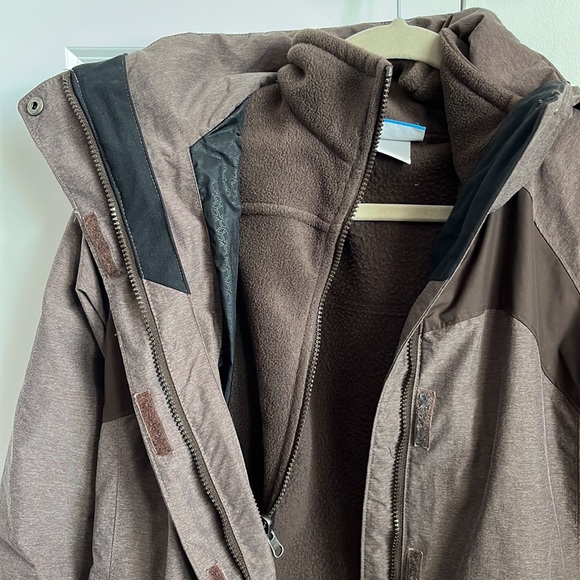 Double Shelled Interchangeable Brown Columbia Jacket - Picture 3 of 12